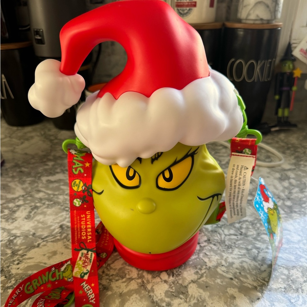 Grinch popcorn bucket